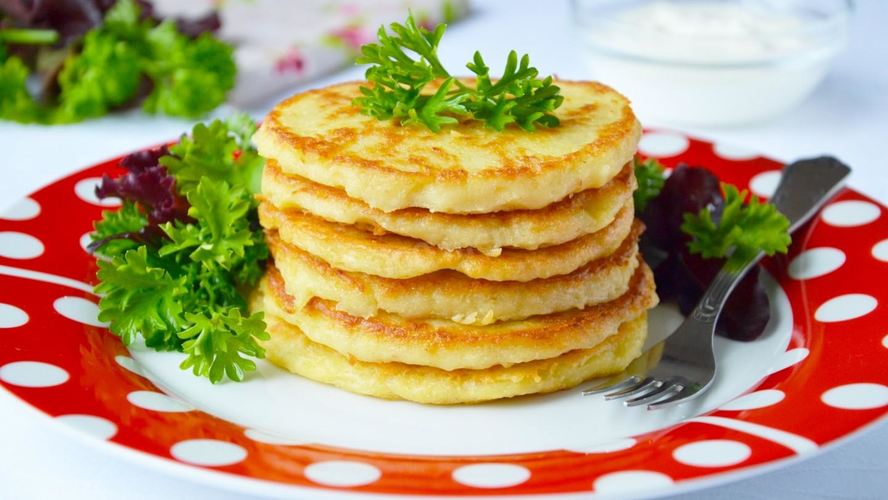 Рецепт оладий из картофельного пюре на сметане