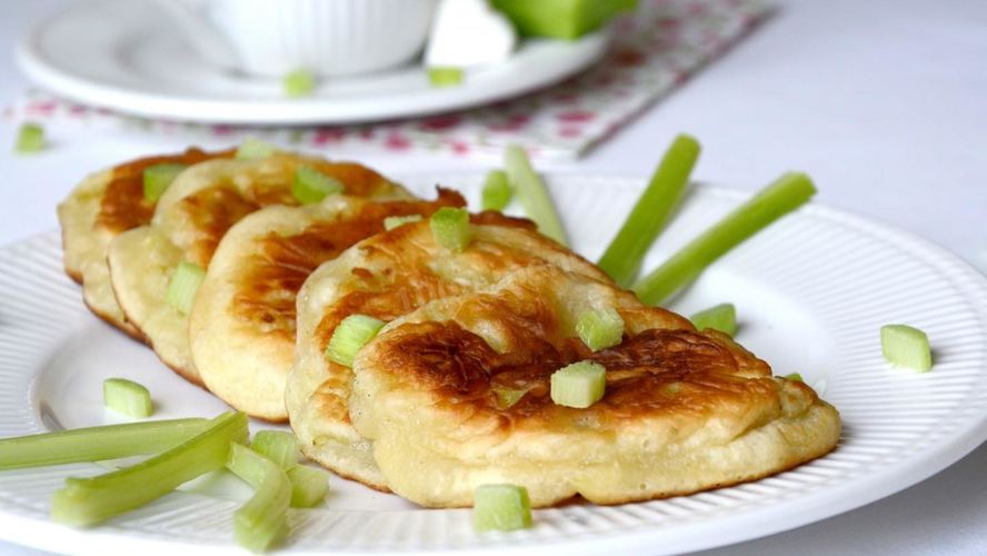 Рецепт оладий с ревенем