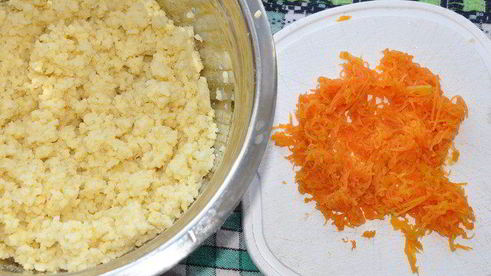 пшенные оладьи с яблоком и морковью