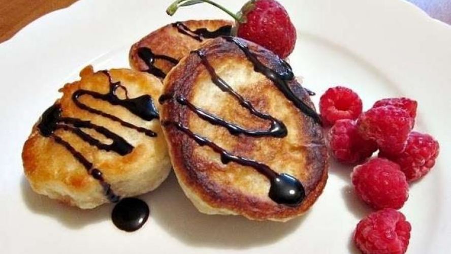 Рецепт пышных оладий на сухих дрожжах