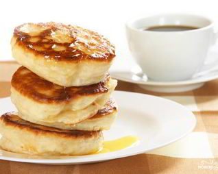 Пышные яблочные оладьи