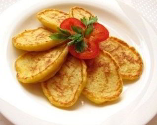 Тыквенные оладьи по-индийски с карри и базиликом