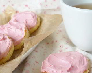 Очаровательное печенье с розовым кремом
