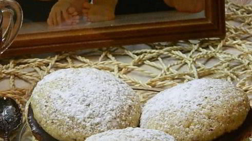 печенье ореховое с шоколадной начинкой