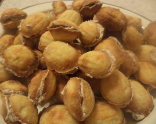 Печенье Орешки с халвой