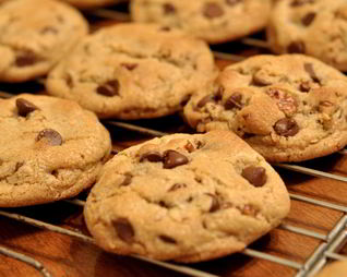 Печенье с молочным шоколадом и бананом