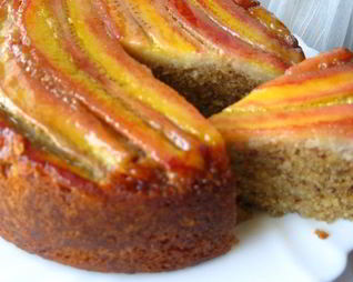 Бананово-миндальный пирог