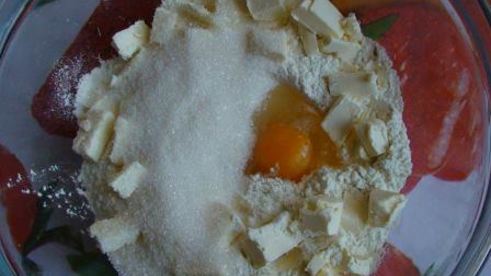 инжирный киш с каштанами под сыром джюгас