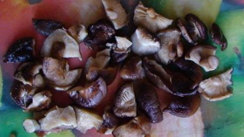 инжирный киш с каштанами под сыром джюгас