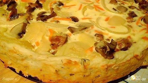 киш с грибами, печенью и картофелем
