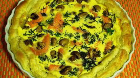 киш с копченой семгой