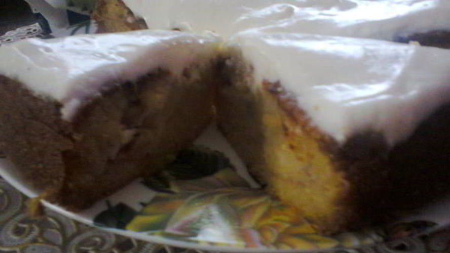 Рецепт персикового пирога под сливочным кремом