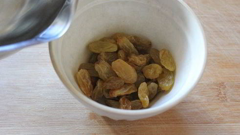 пирог нутовый с помадкой из черной смородины