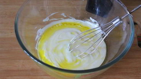 пирог нутовый с помадкой из черной смородины