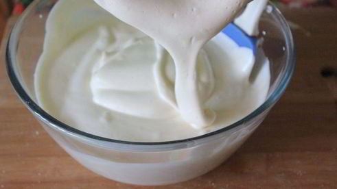 пирог нутовый с помадкой из черной смородины