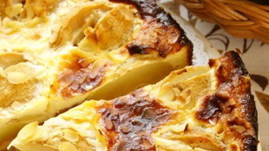 Рецепт пирога с грушами и фундуком