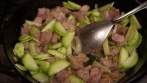 пирог с курицей и кабачком