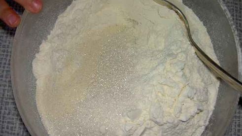 пирог сухой на манке