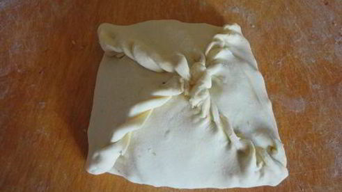 пироги с мясом, капустой и фасолью