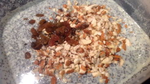 сливовый пирог с маковой начинкой