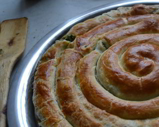 Спанакопита — пирог с фетой и шпинатом