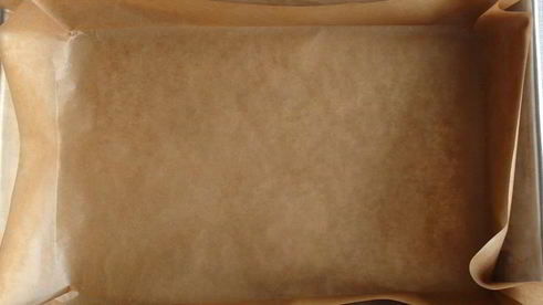 тертый пирог с вареньем смородинка