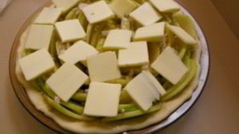 яблочный пирог из слоеного дрожжевого теста