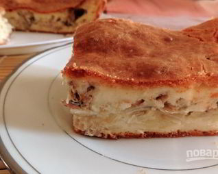 Заливной пирог с картофелем и сайрой