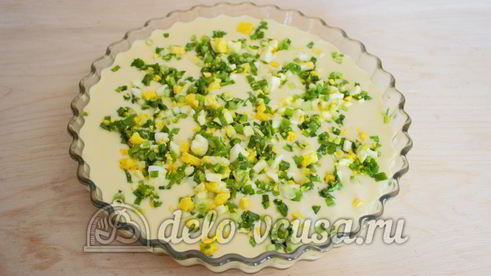заливной пирог с зеленым луком и яйцом