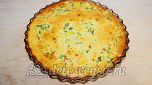 заливной пирог с зеленым луком и яйцом