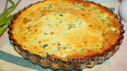 заливной пирог с зеленым луком и яйцом