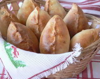 Быстрые пирожки с капустой и сердечками