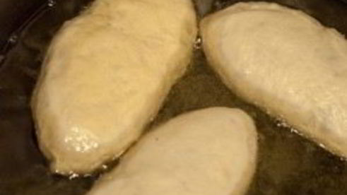 дрожжевые пирожки с печеночной начинкой