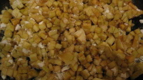 картофельные пирожки с яблоками