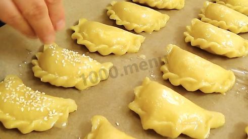пирожки из теста на соде с творогом несладкие
