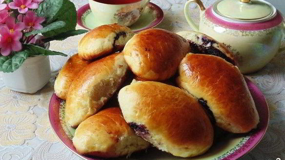 Рецепт Пирожков с черникой в духовке