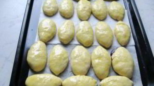 пирожки с черникой в духовке