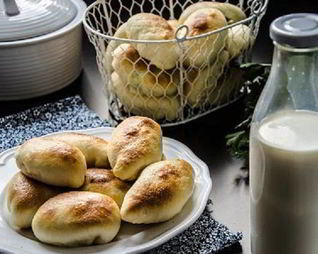 Пирожки с капустой и яйцом