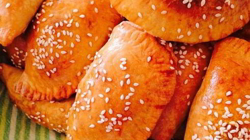 пирожки с мясом, булгуром и сулугуни