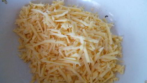 пирожки с вкусом пиццы из ленивого дрожжевого теста