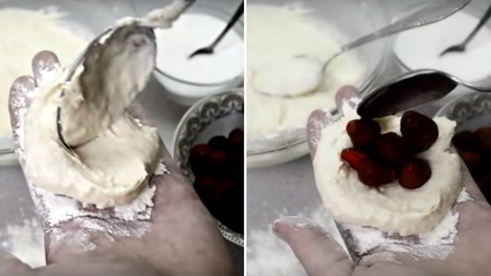 пирожки с ягодами на сковороде