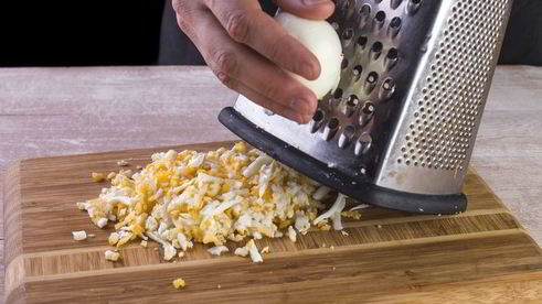 пирожки с зеленым луком и яйцами