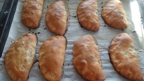 постные пирожки с рисом и грибами