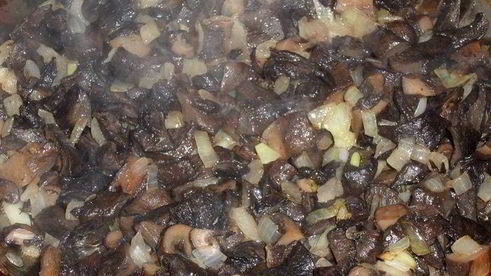 постные пирожки с рисом и грибами