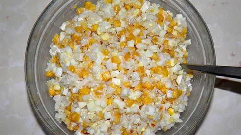 сдобные дрожжевые пирожки с яйцом и луком