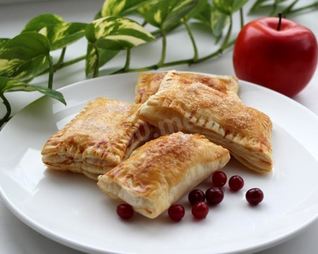 Яблочные пирожки в духовке