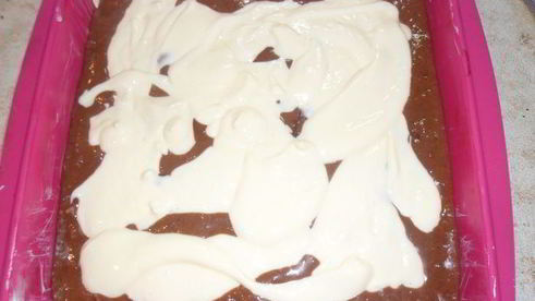 брауни с вишнями и орехами