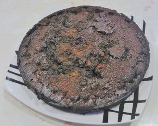 Шоколадные брауни с карамелью и грецким орехом