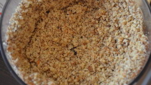 воздушное миндальное пирожное с ванильным ароматом