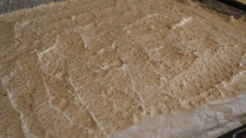 воздушное миндальное пирожное с ванильным ароматом